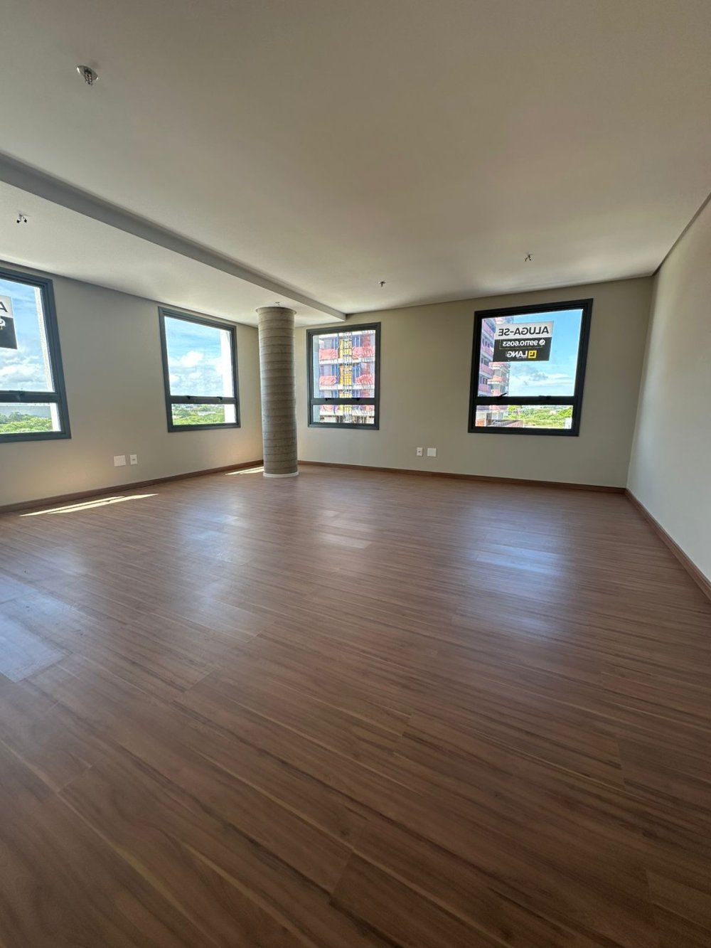 Sala Comercial - Aluguel - So Gonalo - Pelotas - RS